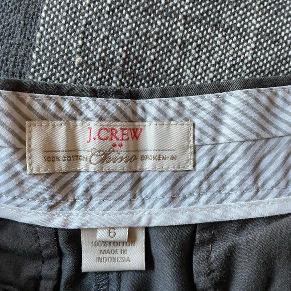 J. Crew 100% cotton broken-in chino, grey, size 6 - Picture 3 of 3